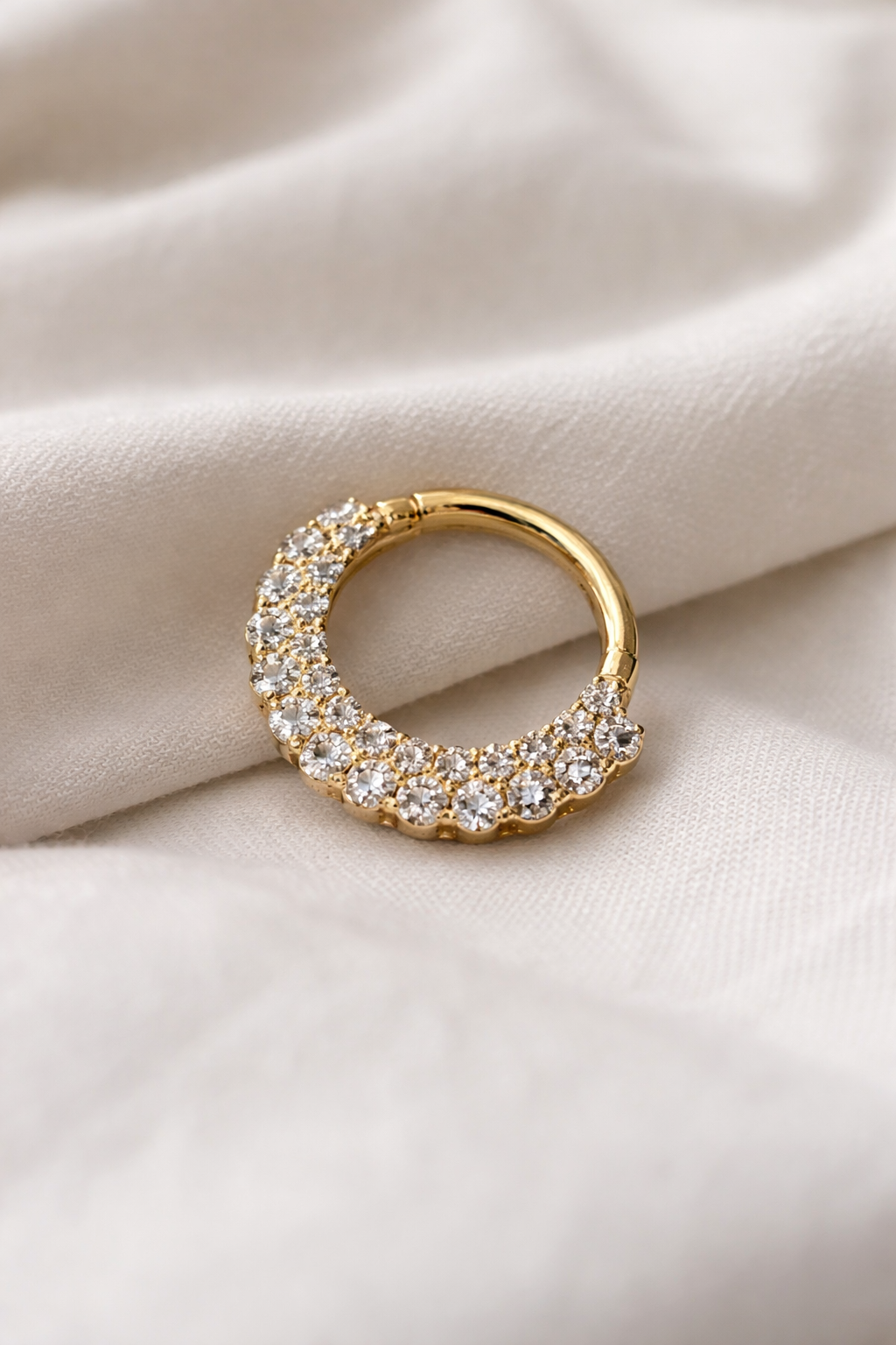 Titan Clicker Ring Gold – Pavé Kristalle | Hypoallergen & Elegant 1,2 x 10 mm